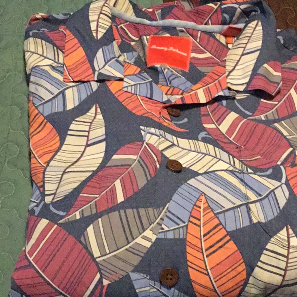 Tommy Bahama XL Shirt